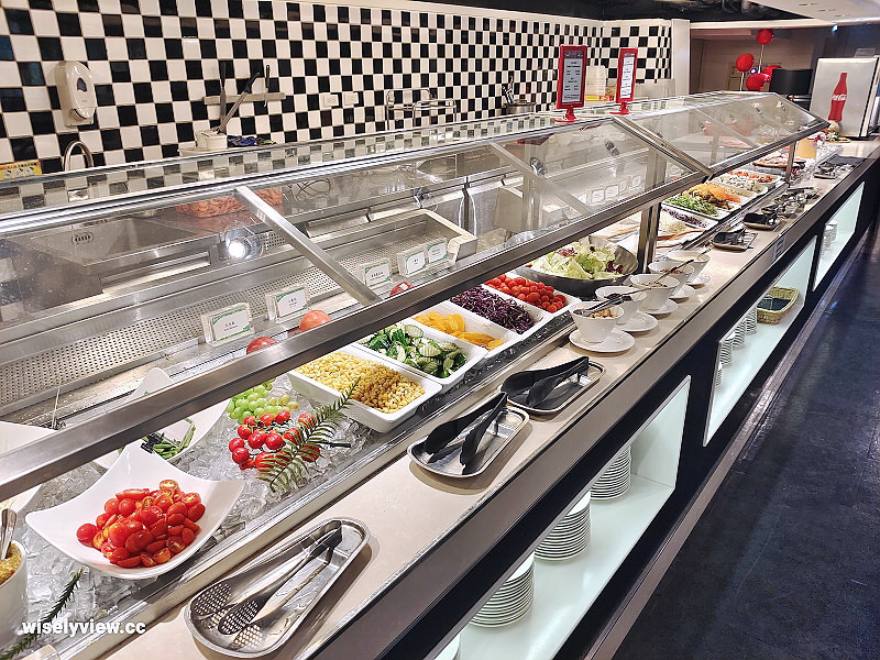 台北凱撒大飯店。Checkers 吃到飽自助餐廳︱泰饗宴美食季，主打十道經典料理～捷運台北車站美食