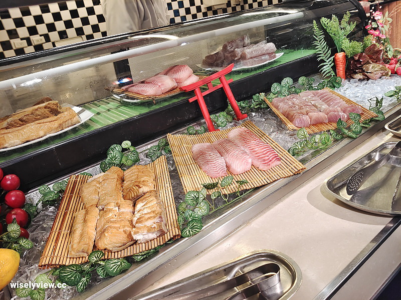 台北凱撒大飯店。Checkers 吃到飽自助餐廳︱泰饗宴美食季，主打十道經典料理～捷運台北車站美食