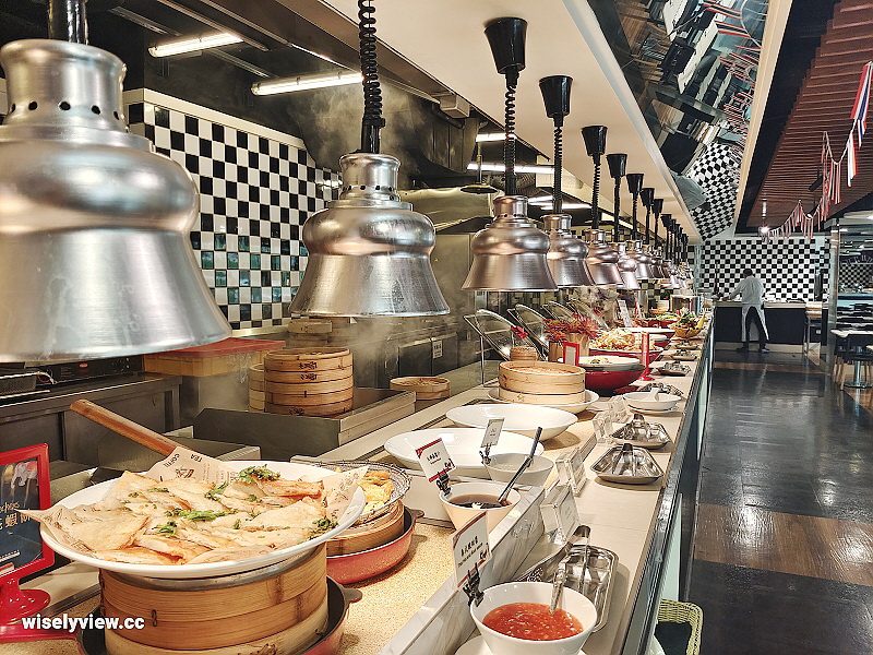 台北凱撒大飯店。Checkers 吃到飽自助餐廳︱泰饗宴美食季，主打十道經典料理～捷運台北車站美食