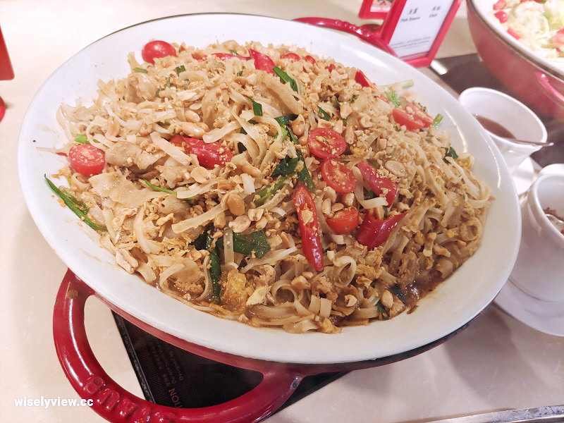 台北凱撒大飯店。Checkers 吃到飽自助餐廳︱泰饗宴美食季，主打十道經典料理～捷運台北車站美食