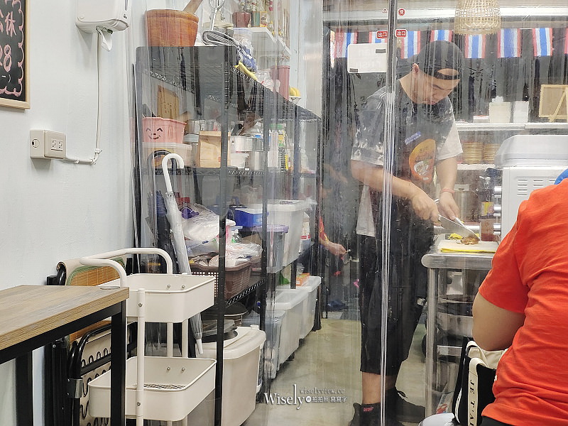 台北中正。泰好吃泰國船麵︱還原水上市場豬血湯底風味，泰國媳婦經營同胞認證～捷運公館站美食