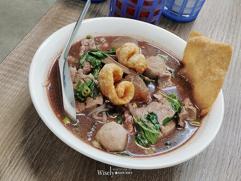 台北中正。泰好吃泰國船麵︱還原水上市場豬血湯底風味，泰國媳婦經營同胞認證～捷運公館站美食