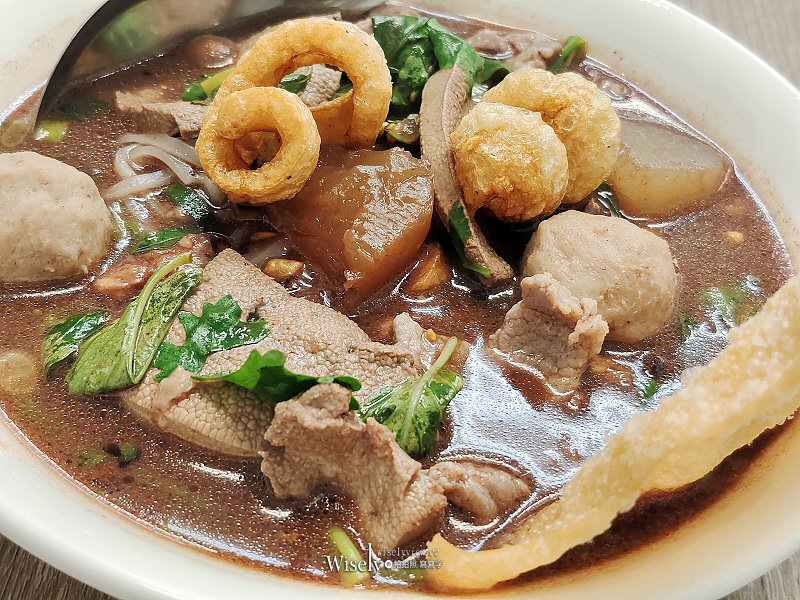 台北中正。泰好吃泰國船麵︱還原水上市場豬血湯底風味，泰國媳婦經營同胞認證～捷運公館站美食