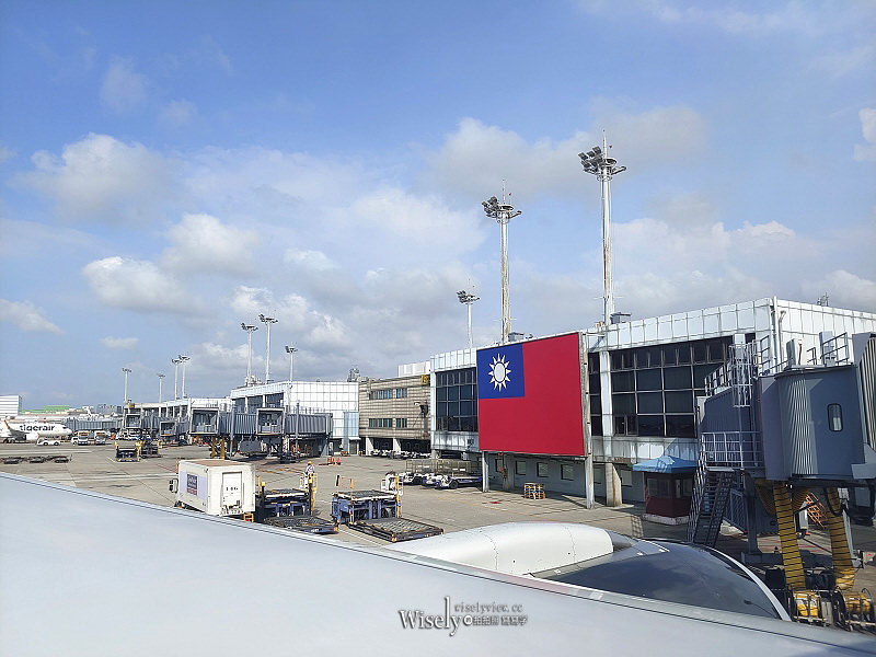 漢聲租車旅遊集團。機場接送無菸車隊︱預約優惠全天候無加價，服務品質優讓旅程去返都安心