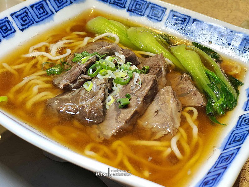 台北圓山大飯店。圓苑餐廳︱經典秋蟹三絕、冰花煎餃、外婆紅燒肉、揚州三香碎金飯與紅豆鬆糕