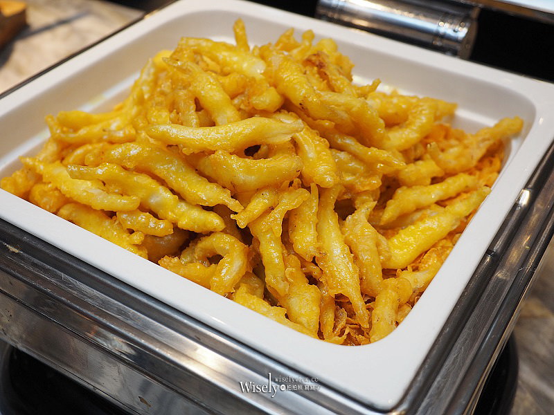 鉑麗安全日餐廳 假日下午茶吃到飽︱鮮切肉排、熱食海鮮,還有草莓甜點與冰品~捷運南京復興站美食 鉑麗安全日餐廳 假日下午茶吃到飽︱鮮切肉排、熱食海鮮,還有草莓甜點與冰品~捷運南京復興站美食
