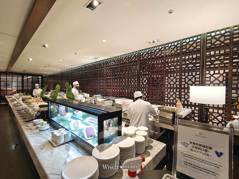 鉑麗安全日餐廳 假日下午茶吃到飽︱鮮切肉排、熱食海鮮,還有草莓甜點與冰品~捷運南京復興站美食 鉑麗安全日餐廳 假日下午茶吃到飽︱鮮切肉排、熱食海鮮,還有草莓甜點與冰品~捷運南京復興站美食