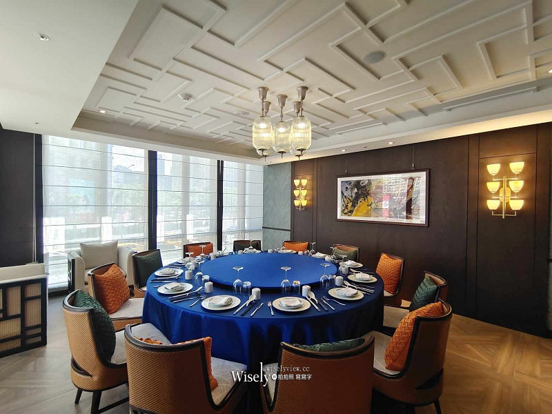 台北信義。瀚寓酒店 弈夢紅樓︱摩登上海風格粵菜中餐廳，必嚐紅樓招牌脆皮雞、菠蘿脆皮咕咾肉~捷運市政府站美食