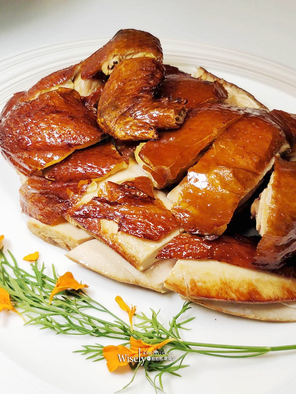 台北信義。瀚寓酒店 弈夢紅樓︱摩登上海風格粵菜中餐廳，必嚐紅樓招牌脆皮雞、菠蘿脆皮咕咾肉~捷運市政府站美食