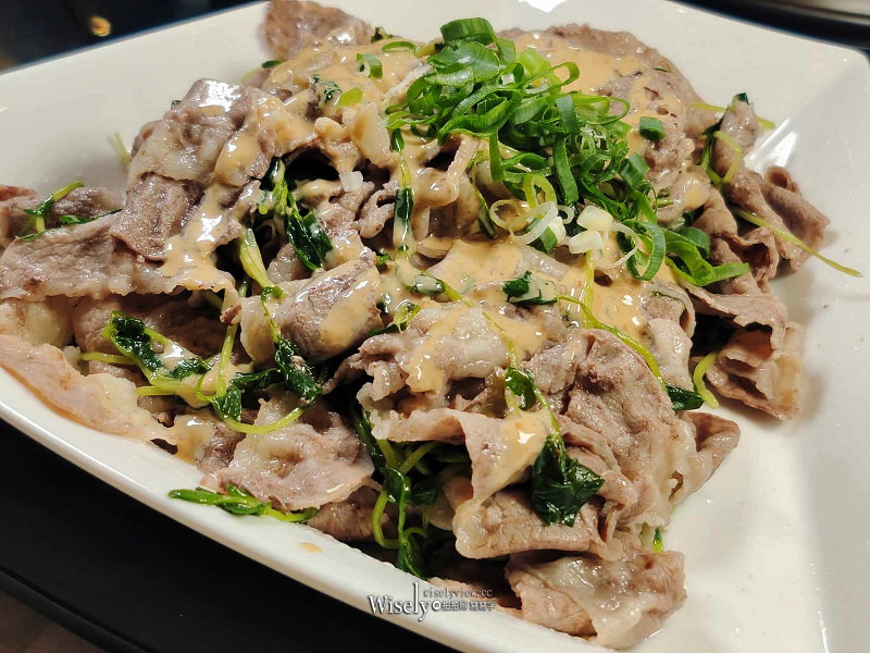 新莊典華。濤濤-海鮮蒸氣鍋︱盡嚐食材新鮮原味與管家式桌邊服務~機場捷運A4新莊副都心站美食 新莊典華。濤濤-海鮮蒸氣鍋︱盡嚐食材新鮮原味與管家式桌邊服務~機場捷運A4新莊副都心站美食