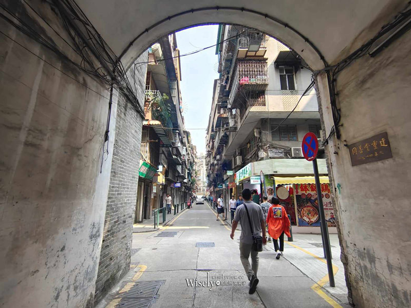 澳門。最香餅家︱一甲子限購人氣排隊名店，手工炭燒杏仁餅最新價格