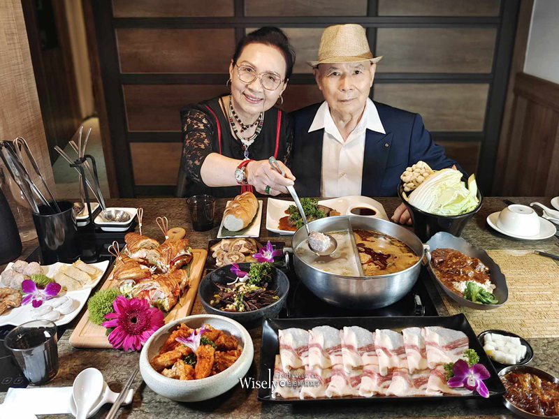 台北食徒麻辣火鍋︱職人演繹紅白湯底～罌粟牛尾鍋 + 芋頭雞湯排骨鍋，捷運南京復興站美食