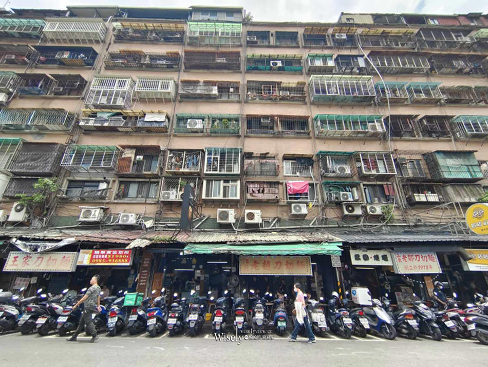 台北大安。四喜食品行(四喜家鄉粽.四喜粽子)︱信維市場美味湖州粽，全年皆有販售～捷運大安站美食