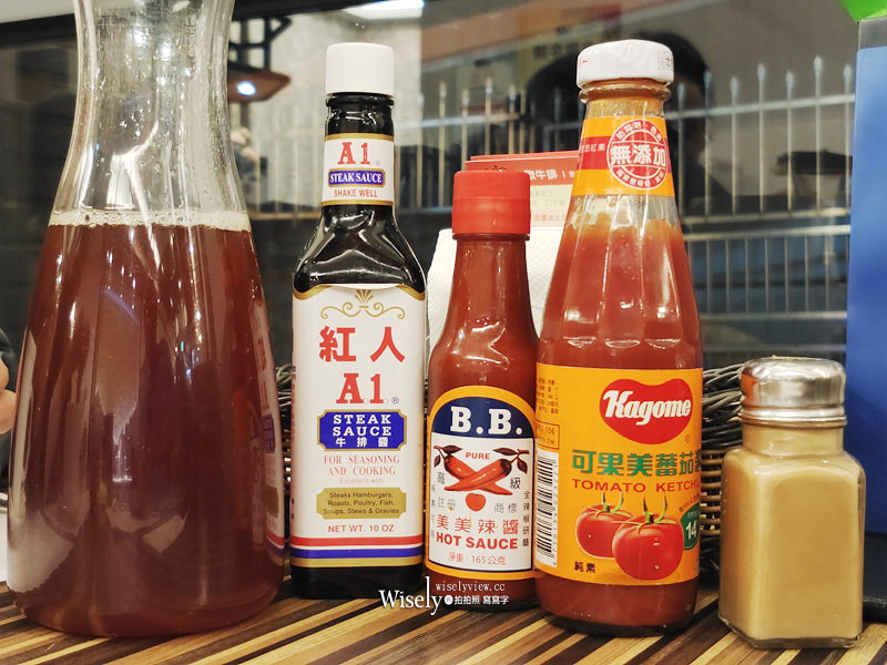 宜蘭市 米歐牛排館︱大塊牛排套餐划算，飲料喝到飽