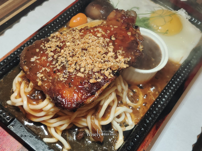 宜蘭市 米歐牛排館︱大塊牛排套餐划算，飲料喝到飽