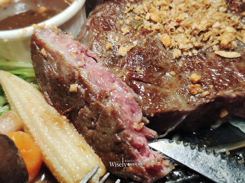 宜蘭市 米歐牛排館︱大塊牛排套餐划算，飲料喝到飽