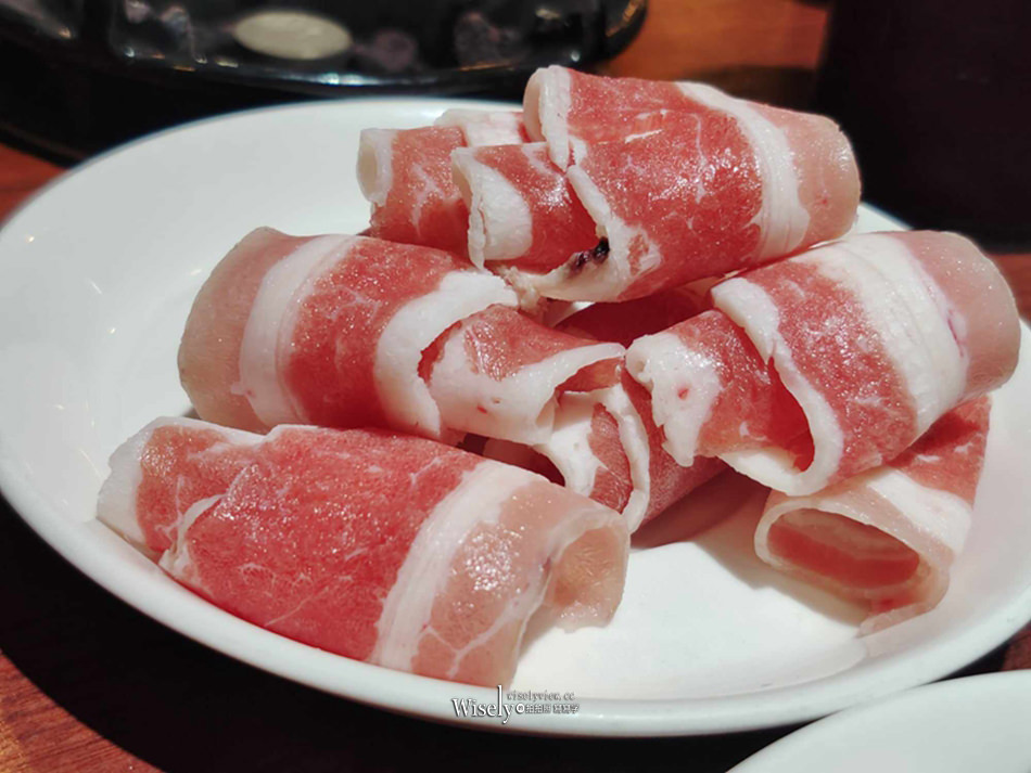 台大公館。溏老鴨平價小火鍋︱白飯.飲料.冰品吃到飽百元價