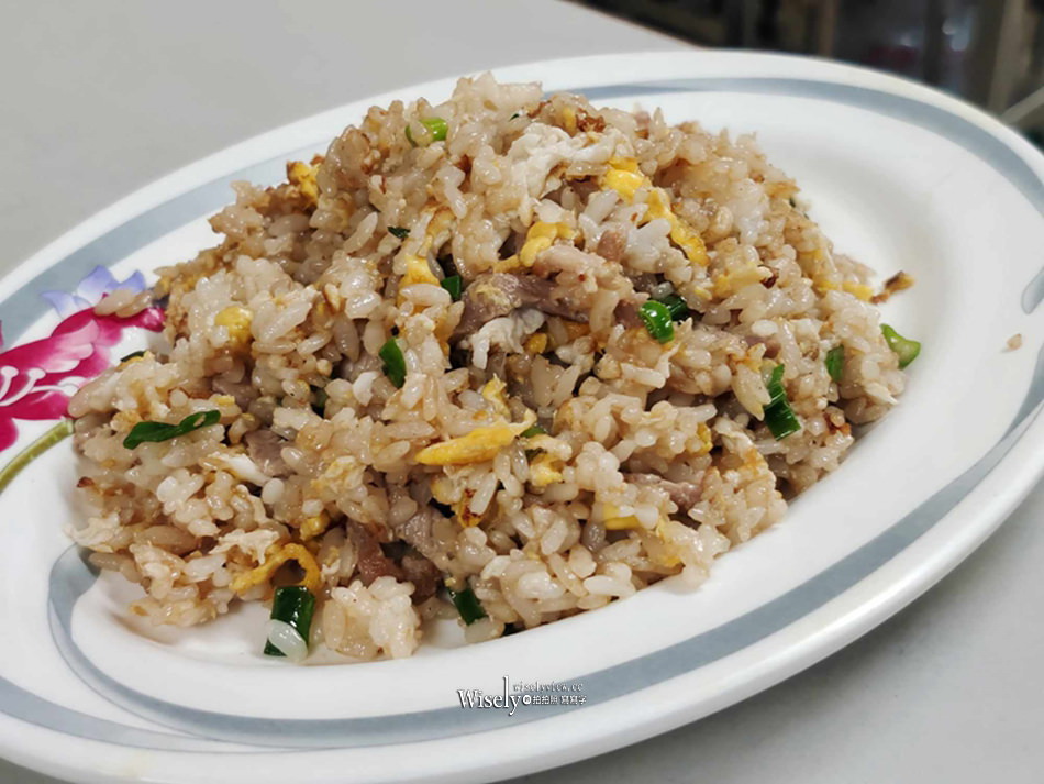 小漁兒燒酒雞︱台中西區宵夜熱炒美食，平價料多近中央市場