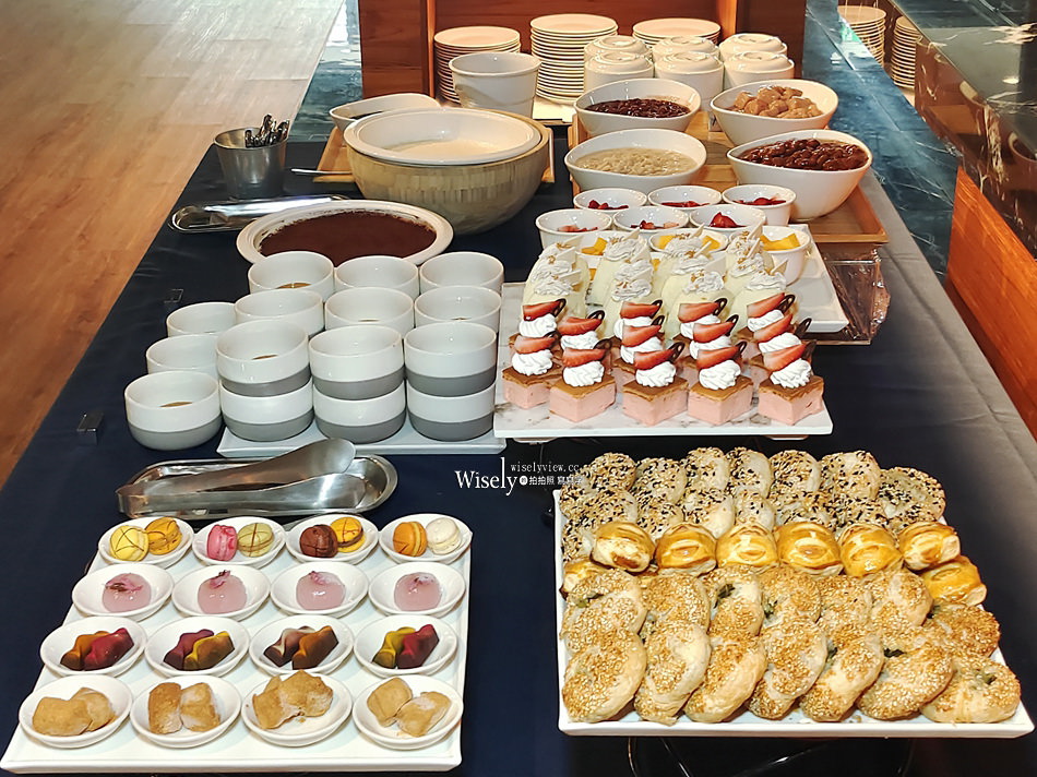 震大金鬱金香酒店 自助餐吃到飽︱牛排海鮮甜品任你吃，千元有找享優惠