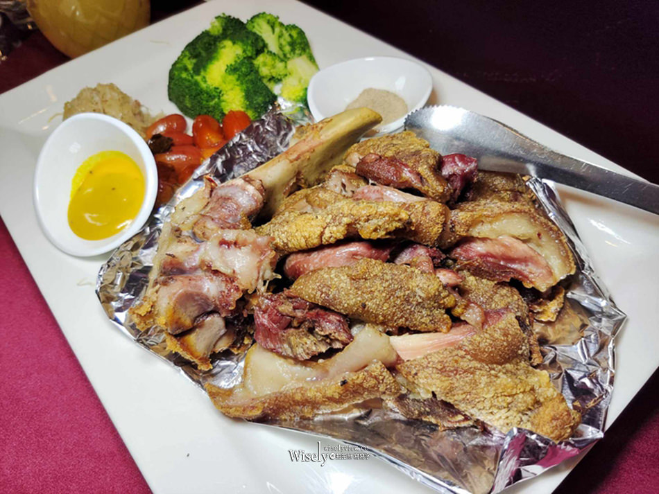 凱達大飯店︱婚宴會席桌菜料理，鄰近捷運龍山寺站與台北萬華車站