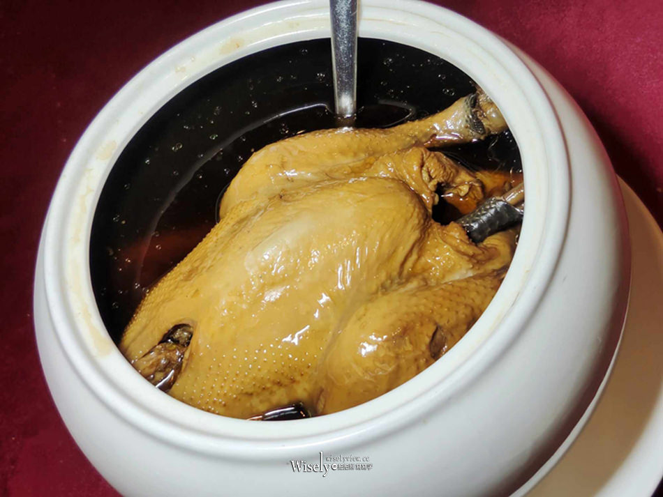 凱達大飯店︱婚宴會席桌菜料理，鄰近捷運龍山寺站與台北萬華車站