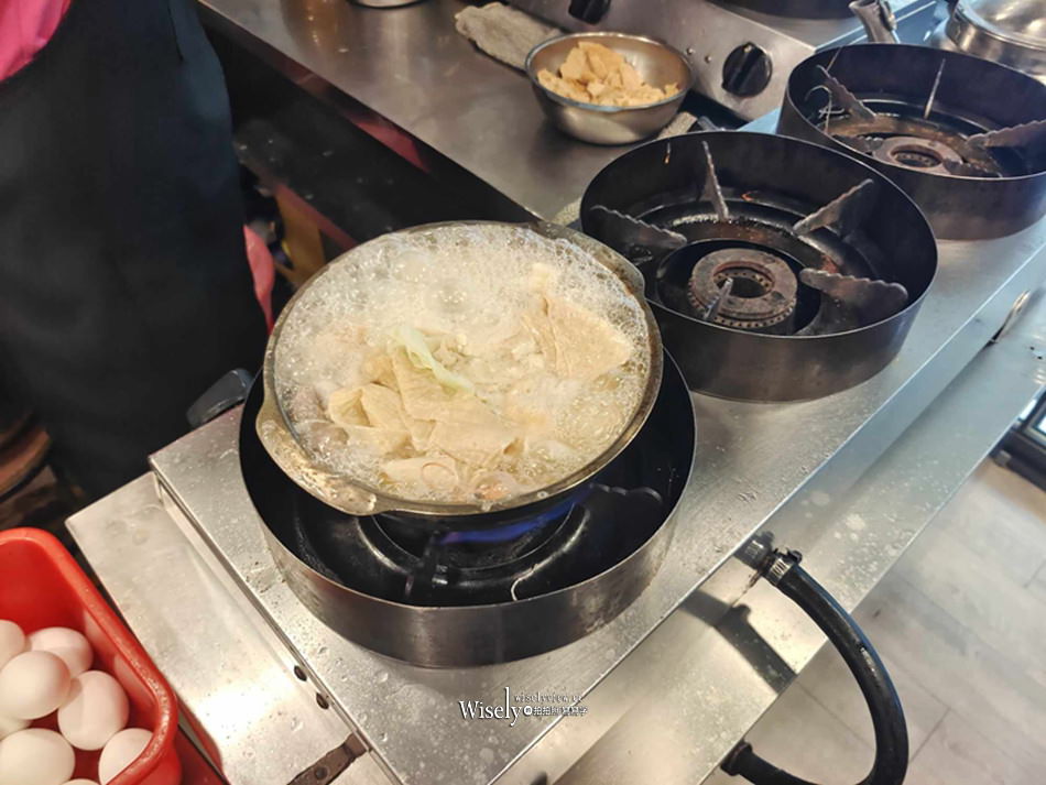 台北中正 公館臭臭館︱台大汀州路單人百元火鍋，飲料白飯吃到飽