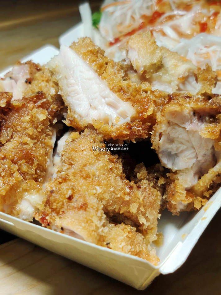 台大公館 龍哥無骨雞腿排︱越式醬汁搭配可續爽口生菜