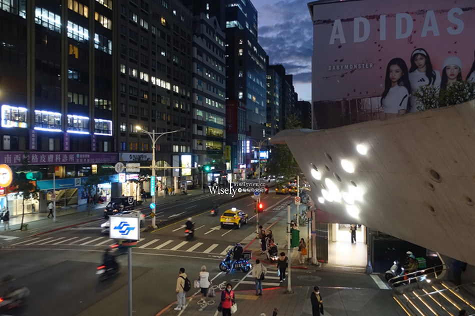 2024閃耀捷運光聚落_心拾光︱台北 心中山線形公園耶誕燈飾