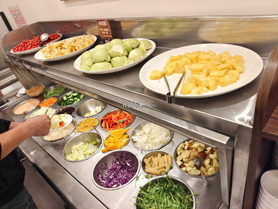 板橋新埔 蔡家牛排_莊敬店︱平價牛排半自助餐沙拉吧吃到飽