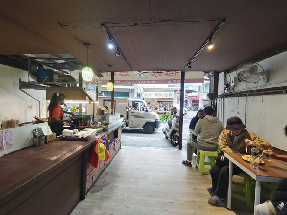 舊城蔥油餅︱宜蘭市西後街小吃，春捲肉捲也推薦