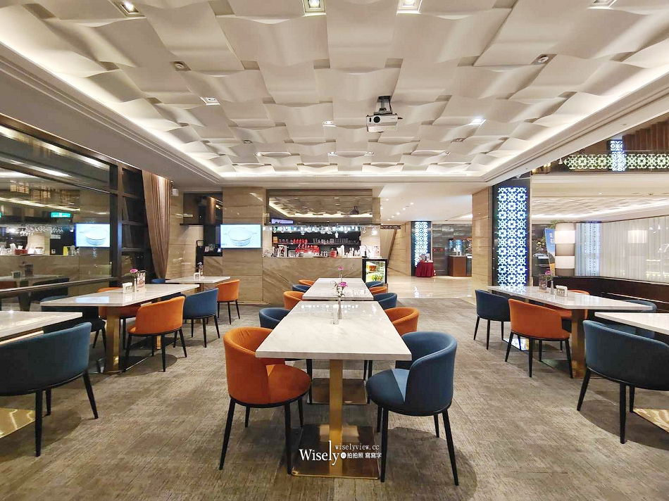 Lobby Lounge 大廳酒吧︱小紅帽咖啡&牛肉麵，福容大飯店台北一館美食