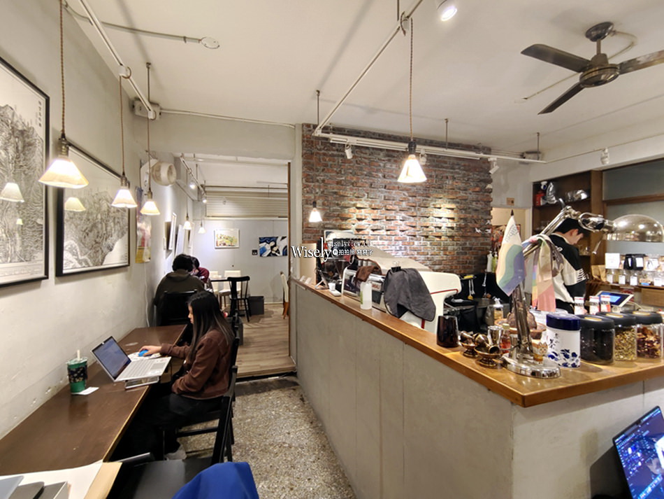 烘豆河狸 (原 行路咖啡)︱台北師大巷弄貓咖啡，捷運古亭站