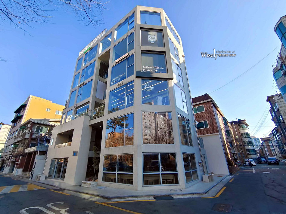 BLUE BOTTLE COFFEE 藍瓶咖啡 弘大店︱輕鬆享用一杯晨間咖啡