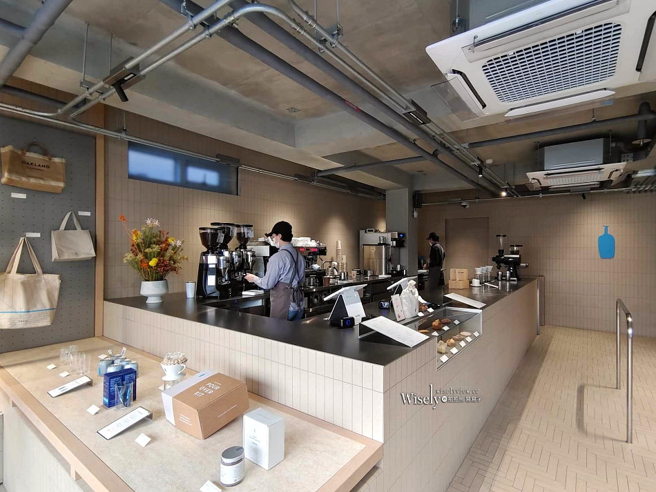 BLUE BOTTLE COFFEE 藍瓶咖啡 弘大店︱輕鬆享用一杯晨間咖啡