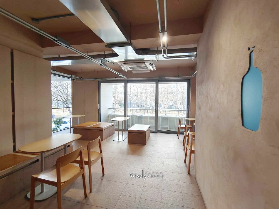 BLUE BOTTLE COFFEE 藍瓶咖啡 弘大店︱輕鬆享用一杯晨間咖啡