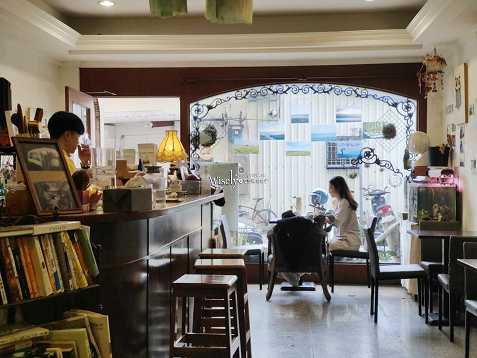 阿莫咖啡 A-more coffee︱花蓮市自家烘豆貓咖啡，近車站平價輕鬆