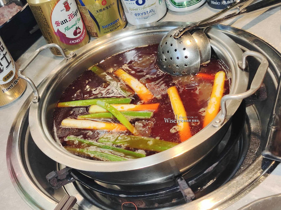 台北西門町 夯麻辣.天外天火鍋烤肉吃到飽︱數十種冰品啤酒任意享用