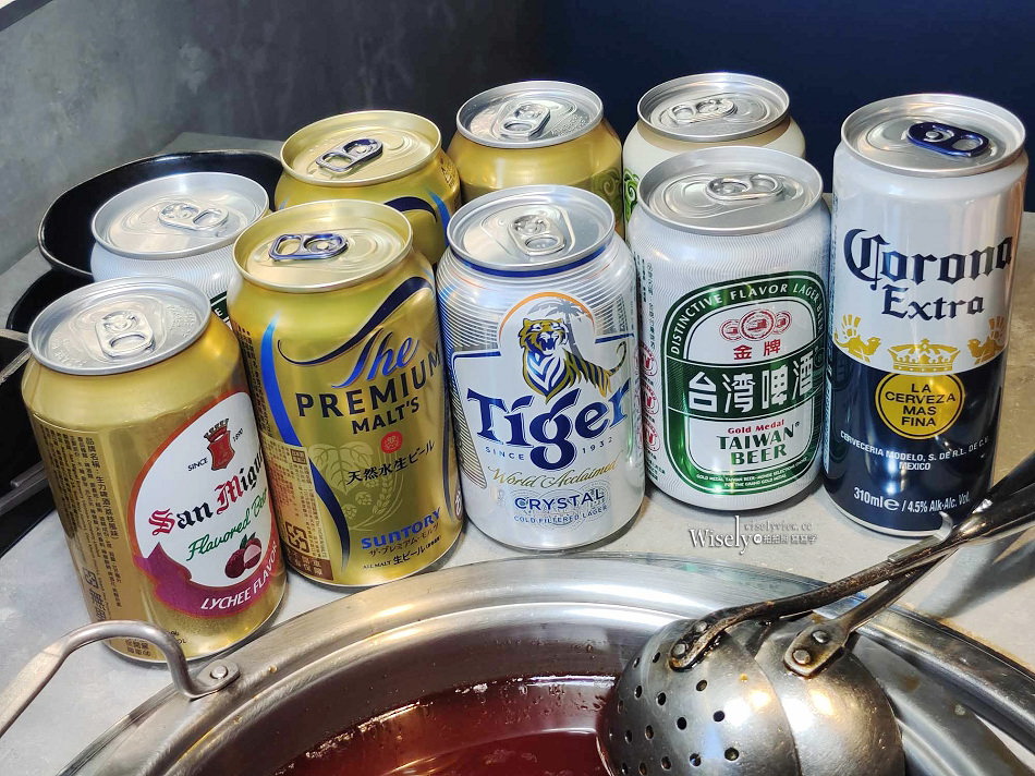 台北西門町 夯麻辣.天外天火鍋烤肉吃到飽︱數十種冰品啤酒任意享用
