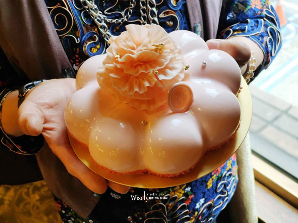 水蜜桃紅莓蛋糕 絲滑細緻多層次︱台北福華大飯店點心坊,母親節限定推出 水蜜桃紅莓蛋糕 絲滑細緻多層次︱台北福華大飯店點心坊,母親節限定推出