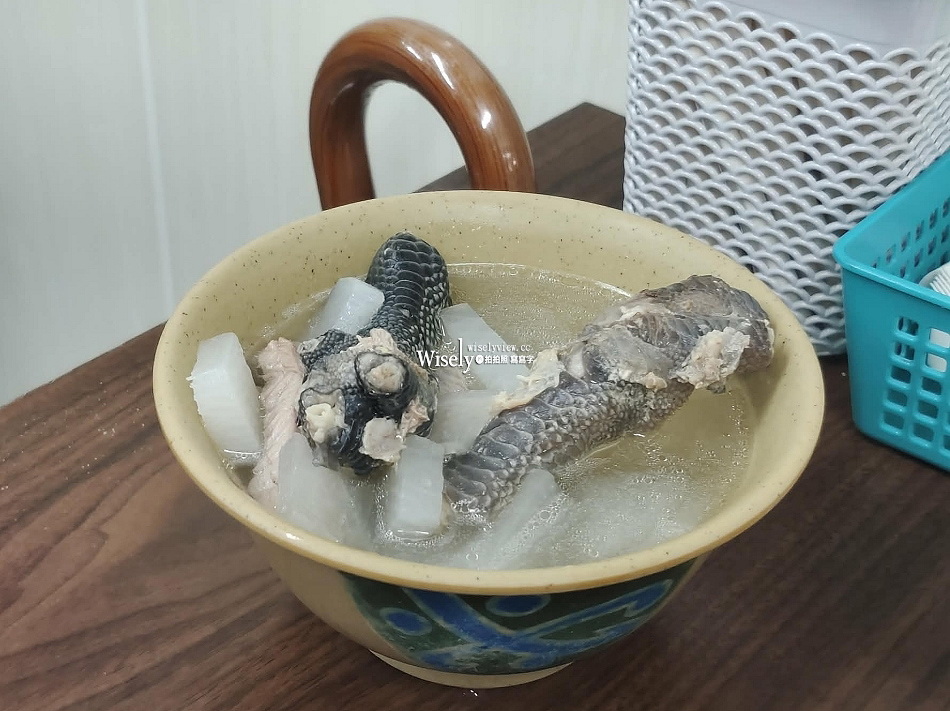 晟記燒腊莊︱北投市場排隊燒臘便當︱鴨腿飯.排骨飯︱捷運新北投站