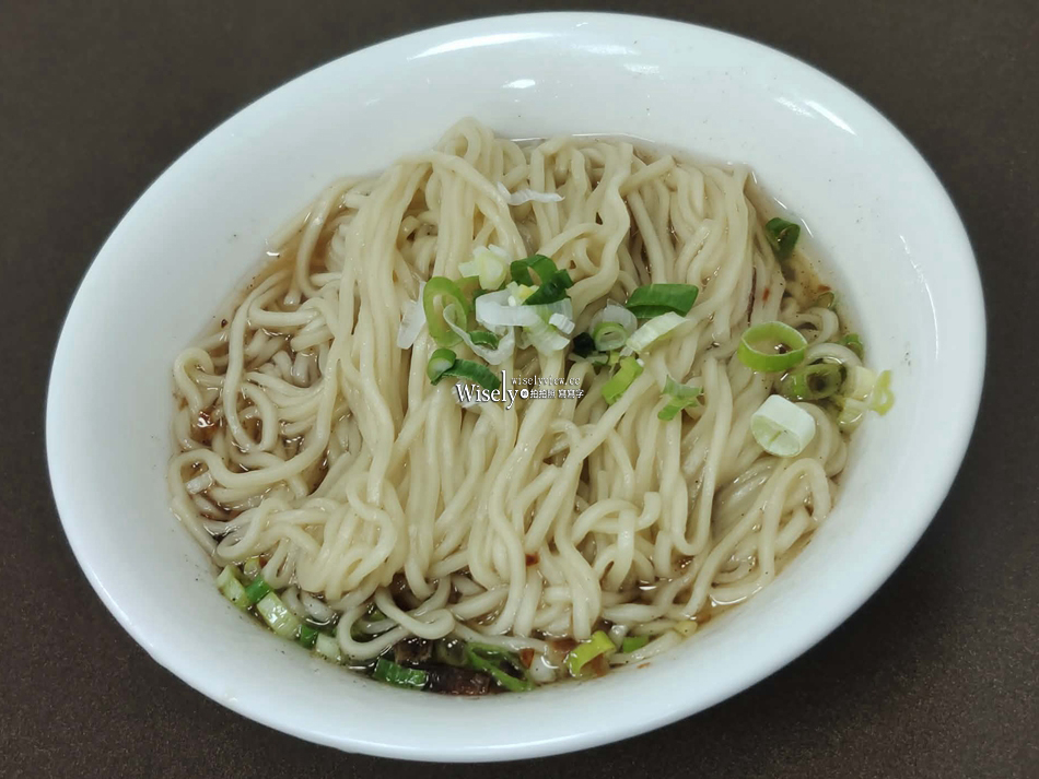賣麵郎︱蔥油麵.麻醬麵.炸醬麵.雙醬麵︱從午賣到晚近宜蘭火車站
