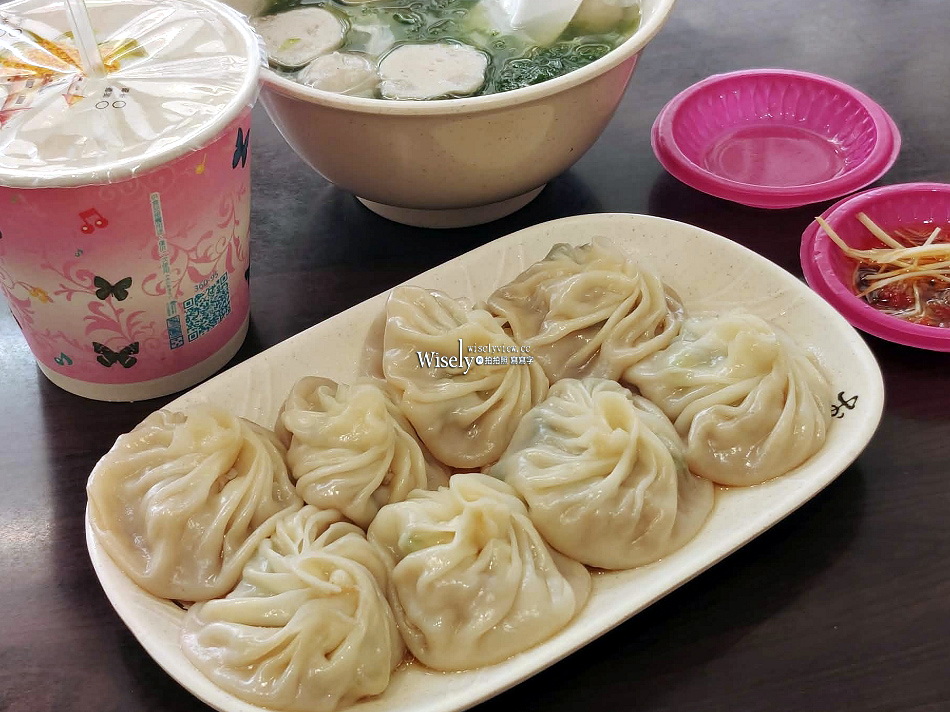 口福小籠湯包︱澎湖海菜內餡及自製辣醬︱新址近復興炸醬麵︱宜蘭美食