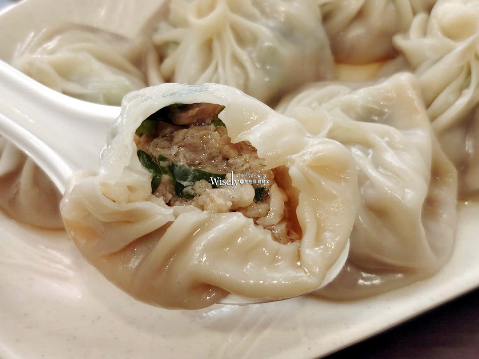 口福小籠湯包︱澎湖海菜內餡及自製辣醬︱新址近復興炸醬麵︱宜蘭美食