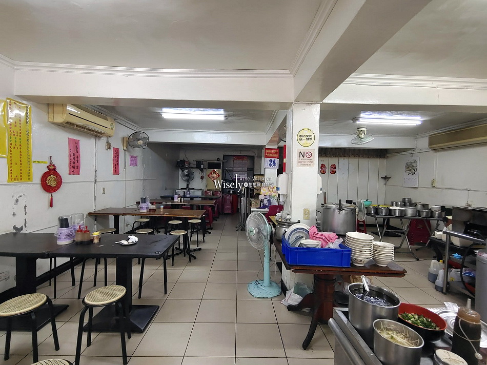 大胖魷魚羹︱魯肉飯.綜合羹.黑白切︱捷運萬芳醫院站︱中國科大小吃