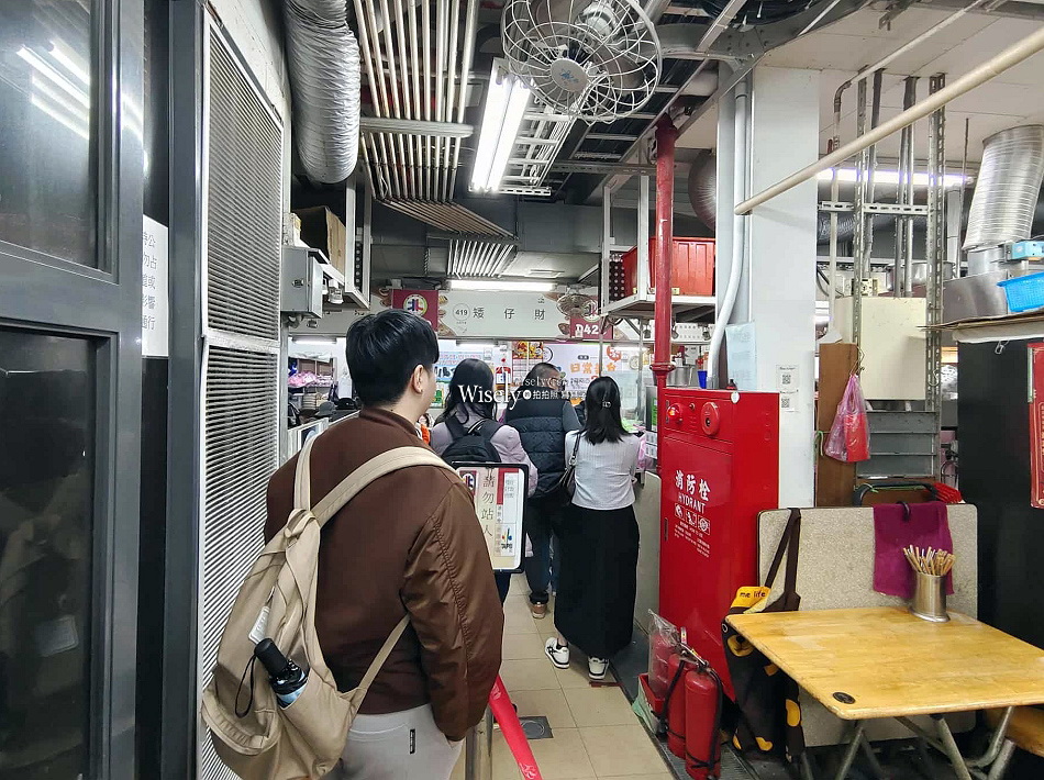 矮仔財滷肉飯︱北投中繼市場排隊老店︱CNN.米其林必比登推薦︱捷運北投站