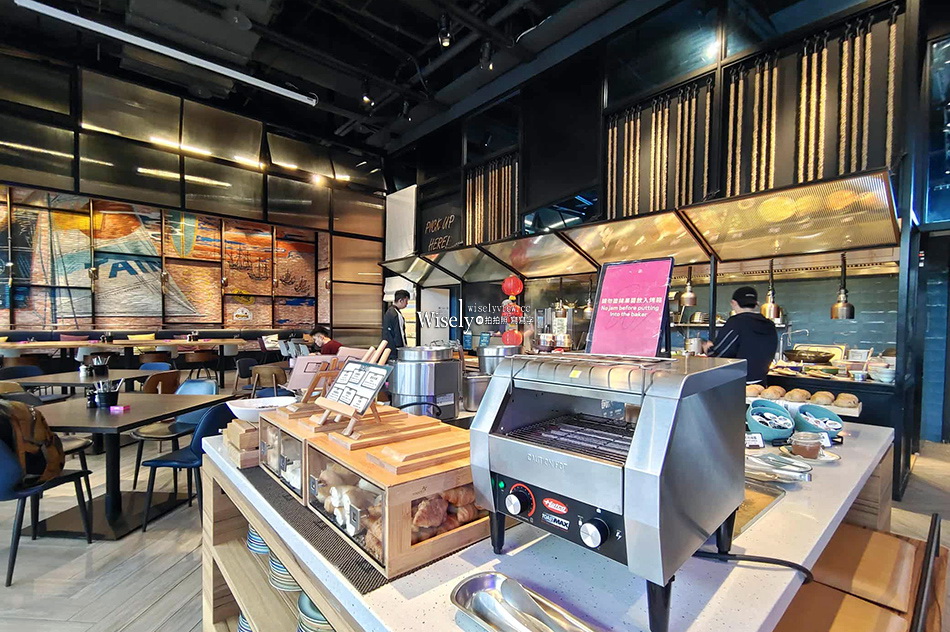 台南安平樂雅軒.Aloft︱萬豪集團休閒度假旅宿︱交通房型環境早餐酒吧