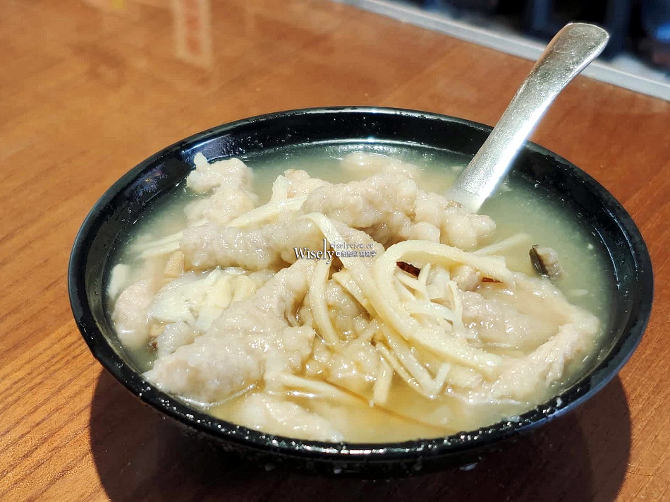三元號魯肉飯︱魚翅肉羹︱台北建成圓環百年老店︱寧夏夜市︱捷運中山站