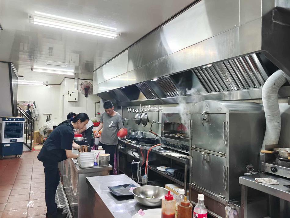 宜蘭頭城︱大里天公廟︱大溪漁港.秋.鯊魚煙︱小老闆海鮮料理代客料理