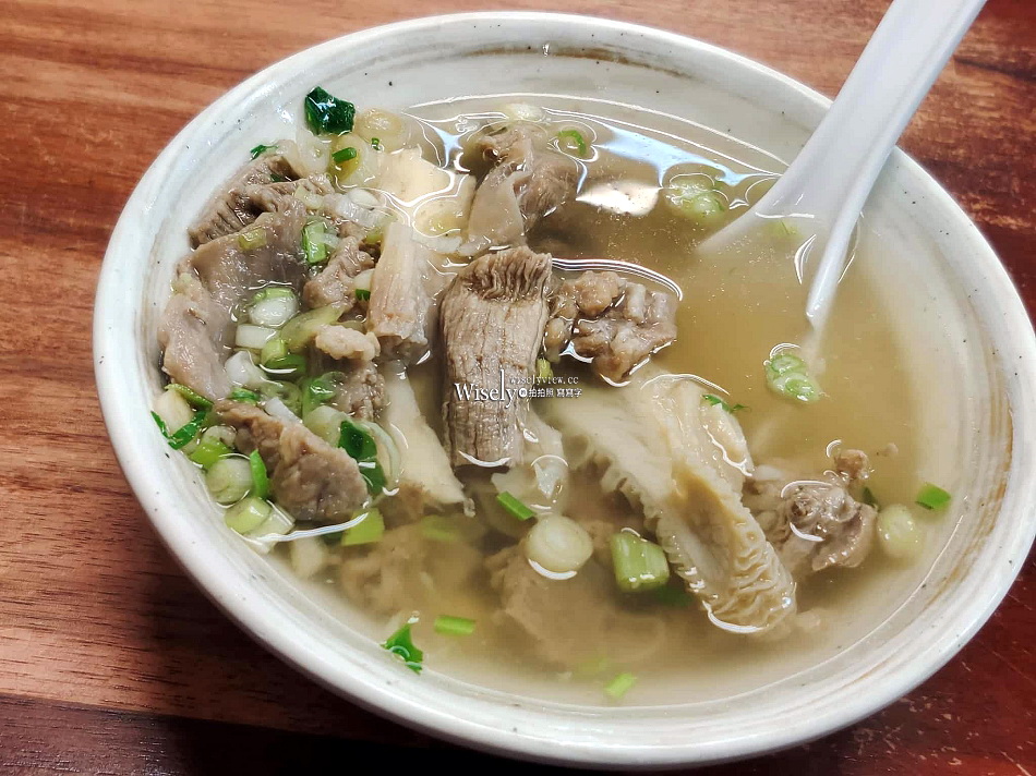 通化老師傅牛雜湯.牛肉麵︱牛肉蛋炒飯、清燉牛雜湯︱台北捷運內湖站 通化老師傅牛雜湯.牛肉麵︱牛肉蛋炒飯、清燉牛雜湯︱台北捷運內湖站