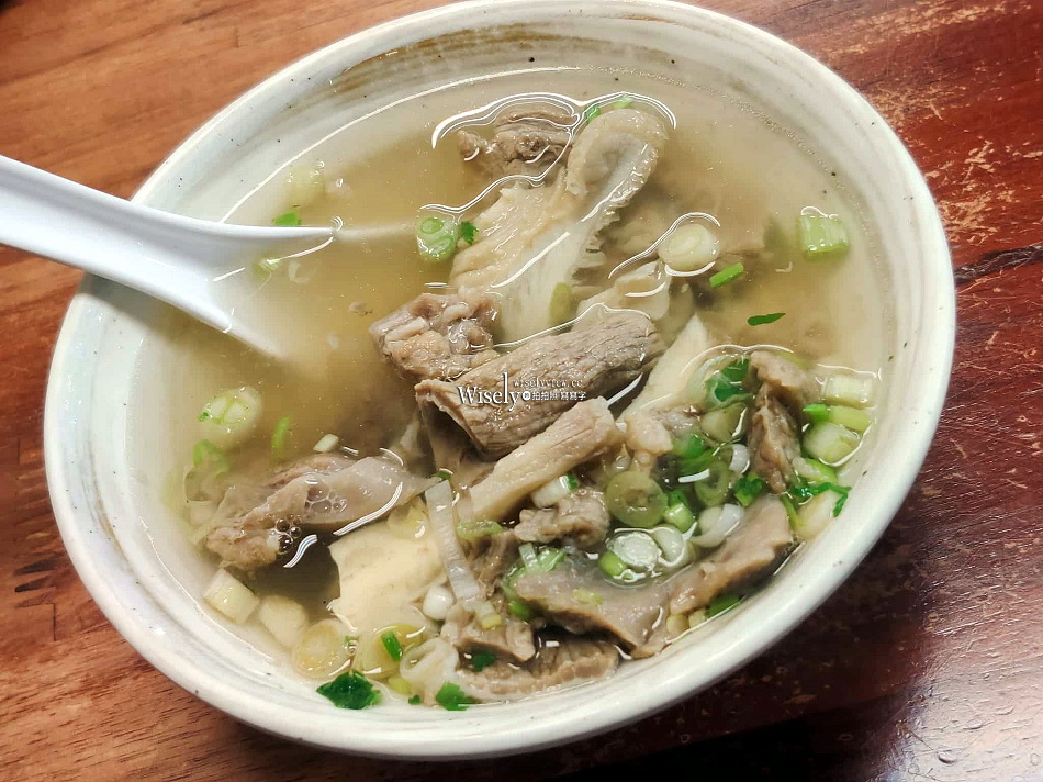 通化老師傅牛雜湯.牛肉麵︱牛肉蛋炒飯、清燉牛雜湯︱台北捷運內湖站 通化老師傅牛雜湯.牛肉麵︱牛肉蛋炒飯、清燉牛雜湯︱台北捷運內湖站